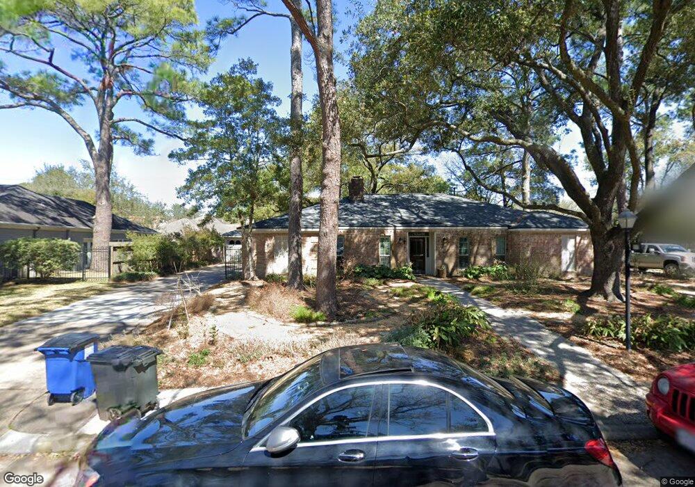 10110 Briar Rose Dr, Houston, TX 77042 - photo 1