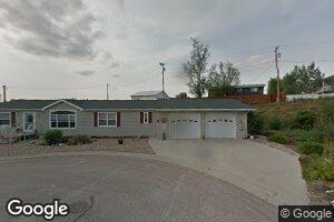 211 Prairie Ave, Philip, SD 57567