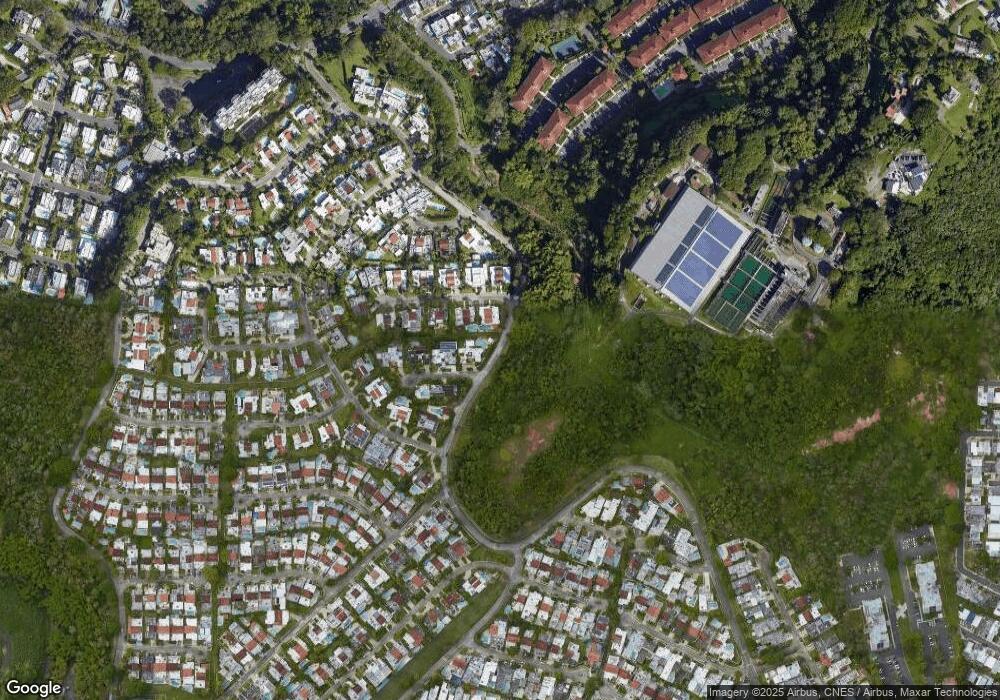 F10 Calle Reina Victoria unit F10, Guaynabo, PR 00969 - photo 1