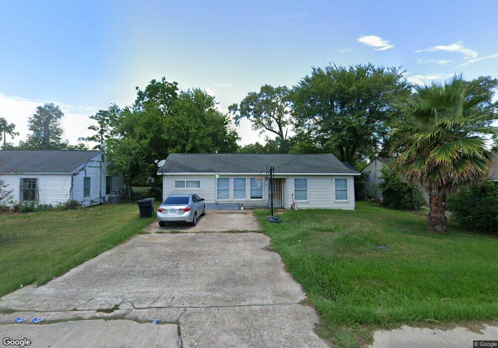 13363 Emporia St, Houston, TX 77015 - photo 1