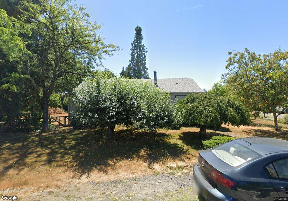 114 W Adams, Carlton, OR 97111 - photo 1