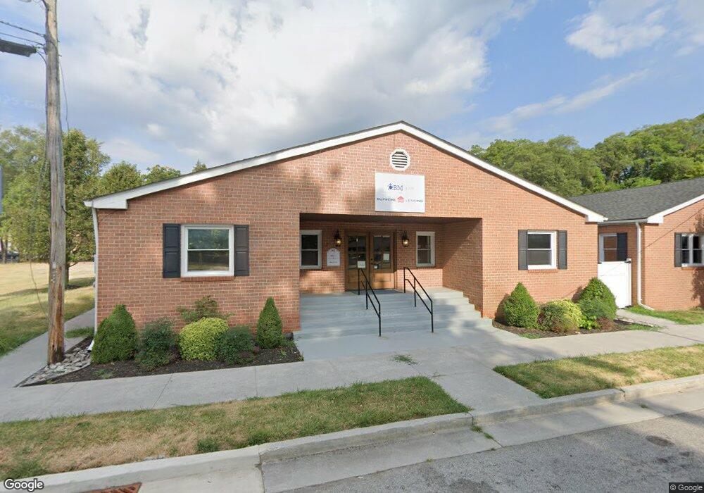 912 Hometown Way unit SUITE B, Front Royal, VA 22630 - photo 1