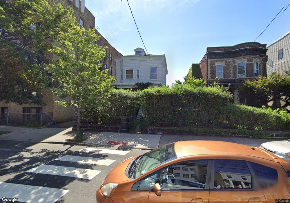646 Palisade Ave, Jersey City, NJ 07307 - photo 1