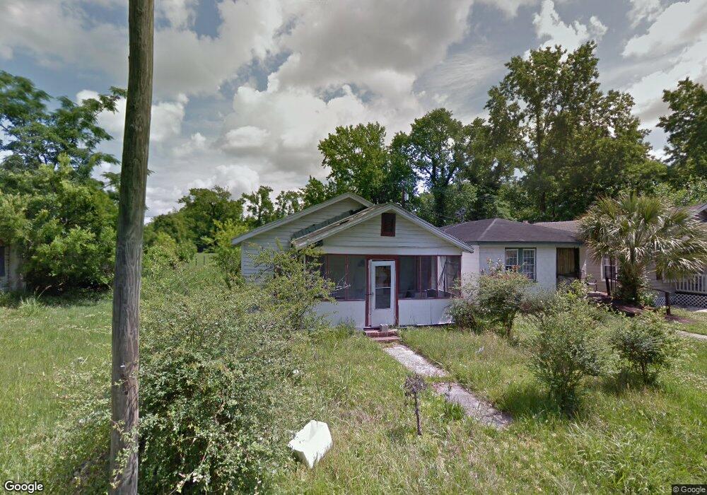 712 W 51st St, Savannah, GA 31405 - photo 1