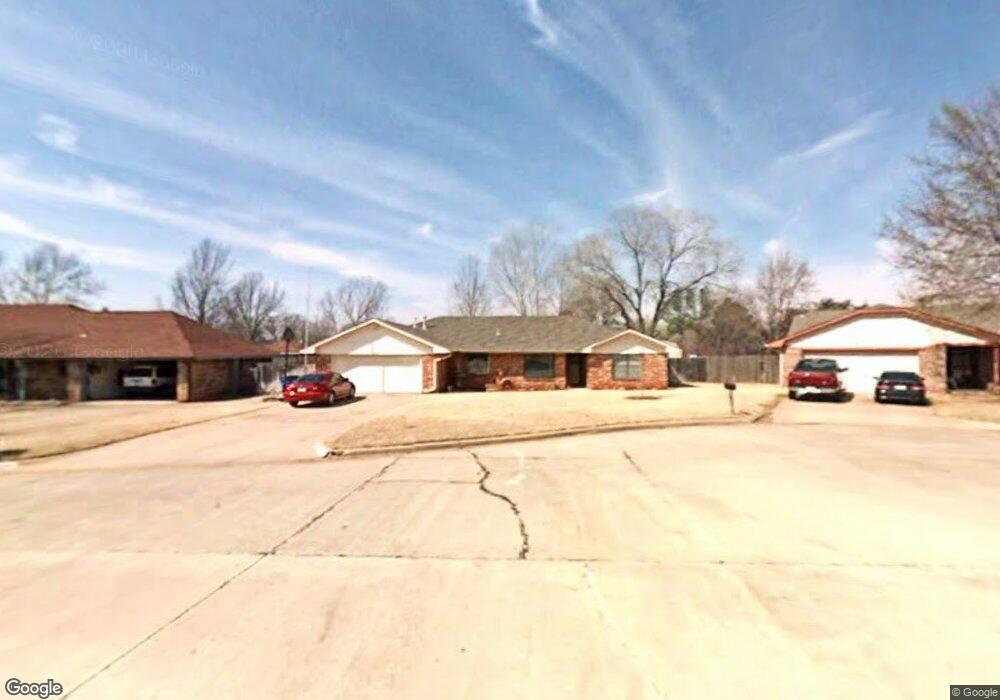 3509 Robert Dr, Duncan, OK 73533 - photo 1