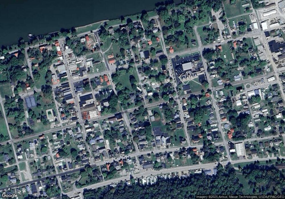 205 E 3rd St, Augusta, KY 41002 - photo 1