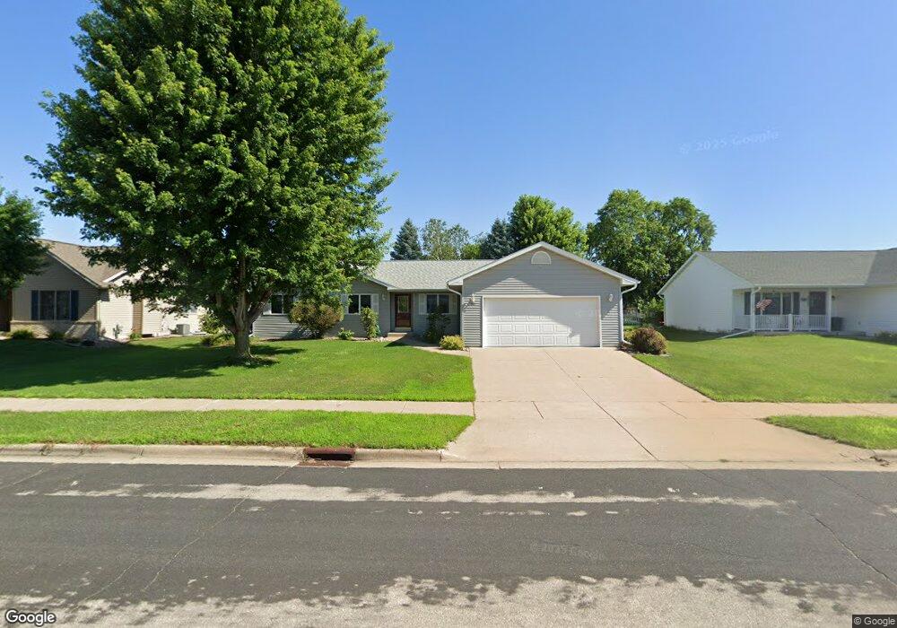 1009 Greenwood St, Holmen, WI 54636 - photo 1