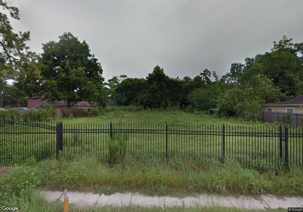 7313 Ley Rd, Houston, TX 77028 - photo 1