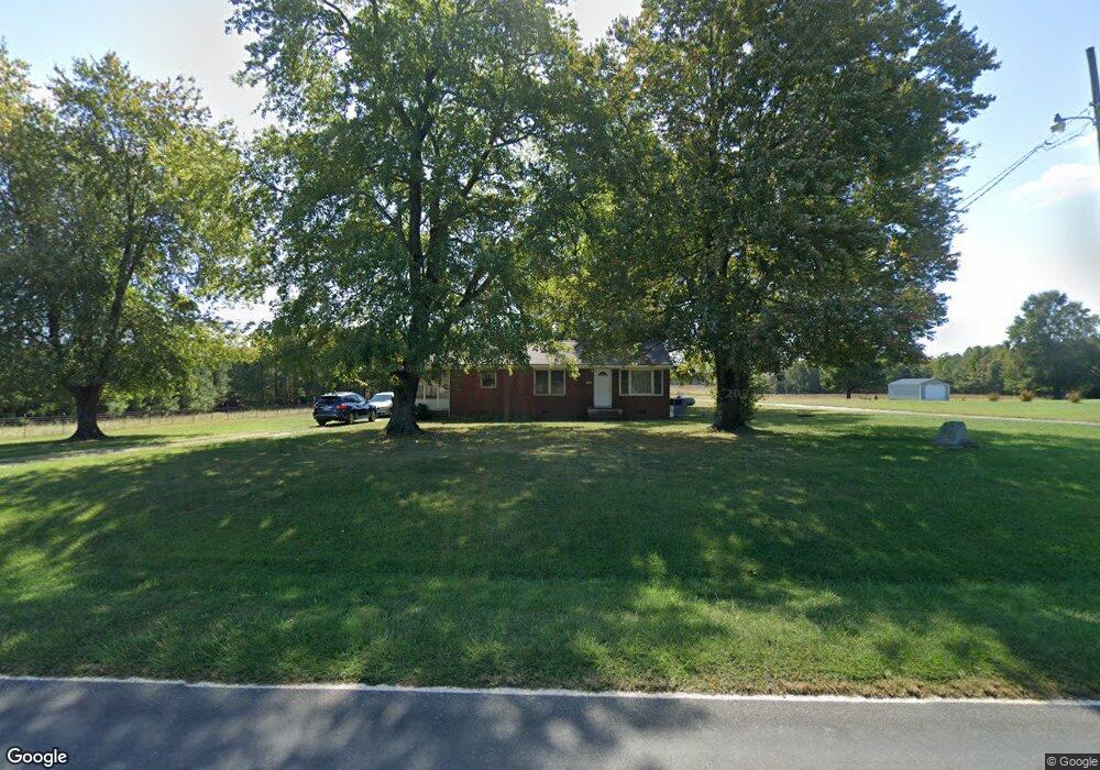 2811 Dickey Mill Rd, Burlington, NC 27217 - photo 1