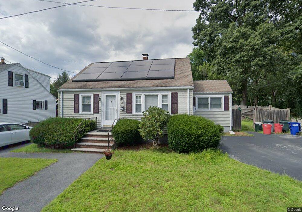 35 Locust St, Woburn, MA 01801 - photo 1