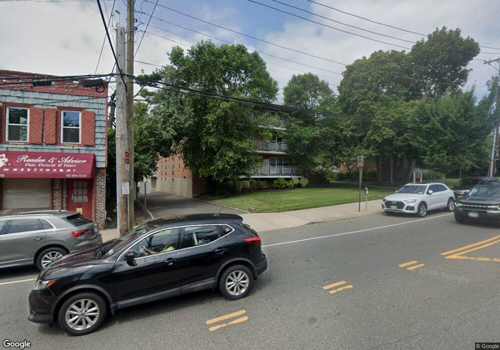 125 Main St unit 1C, Port Washington, NY 11050 - photo 1