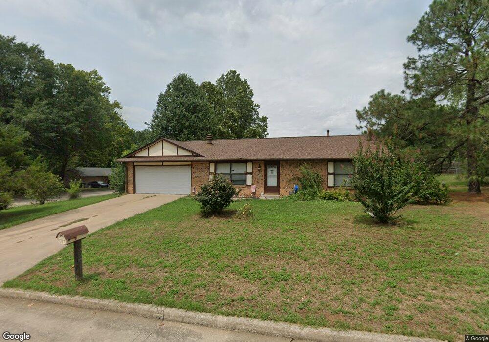 102 E 9th Place S, Claremore, OK 74017 - photo 1