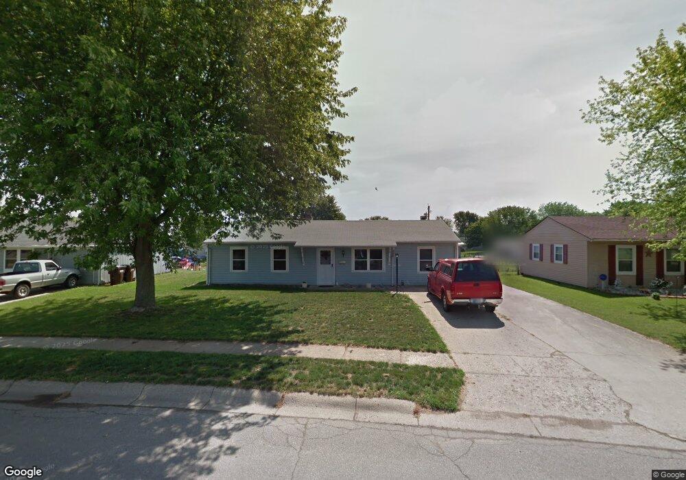 215 Harrell Dr, Edinburgh, IN 46124 - photo 1