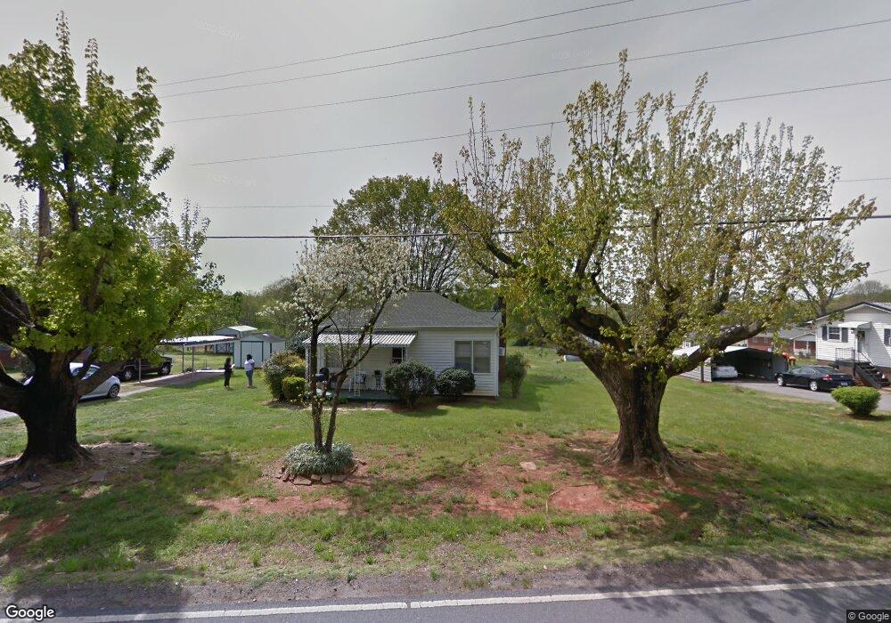 137 Shumaker Dr, Statesville, NC 28625 - photo 1