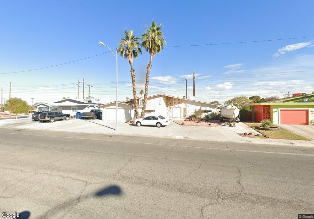 3156 Pawnee Dr, Las Vegas, NV 89169 - photo 1