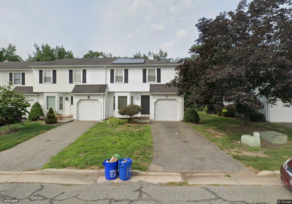 13 Sycamore Rd, Middlesex, NJ 08846 - photo 1