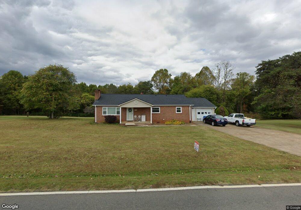 598 Scotts Creek Rd, Statesville, NC 28625 - photo 1