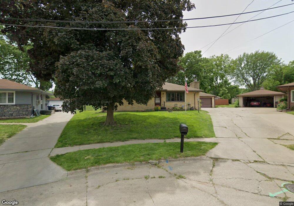 3133 Hull Ave, Des Moines, IA 50317 - photo 1