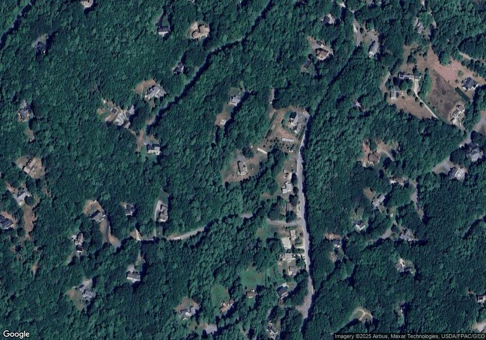 52 Pine St, Freeport, ME 04032 - photo 1