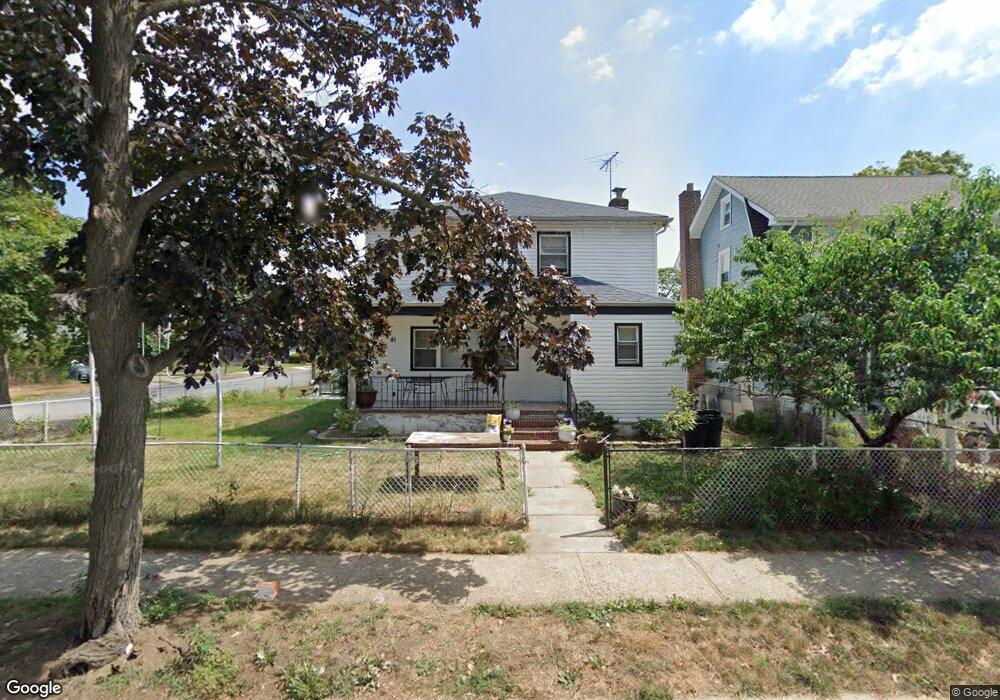 81 N Cottage St, Valley Stream, NY 11580 - photo 1