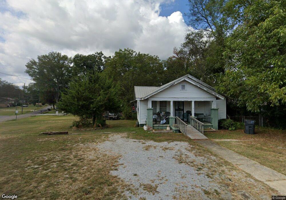 600 Astor Ave, Weaver, AL 36277 - photo 1