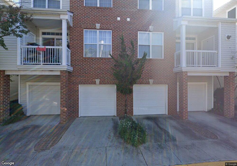 13109 Marcey Creek Rd unit 13109, Herndon, VA 20171 - photo 1