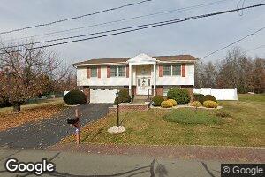134 Cedarwood Dr, Wilkes Barre, PA 18702