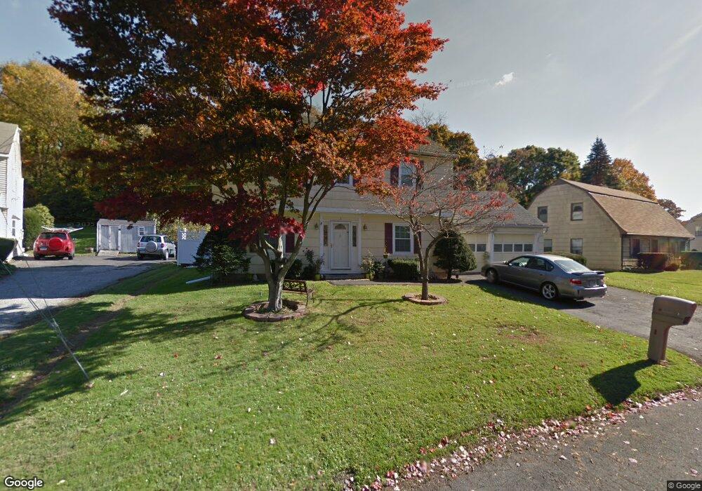 3 Sundance Rd, Danbury, CT 06810 - photo 1