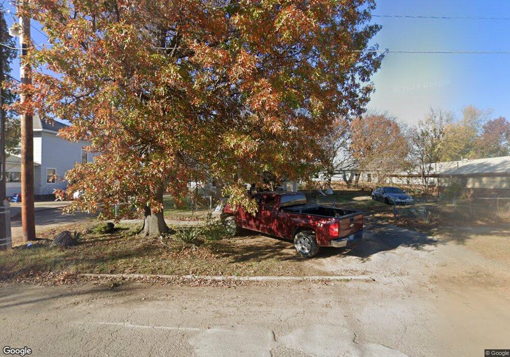 207 S 6th St, Henryetta, OK 74437 - photo 1