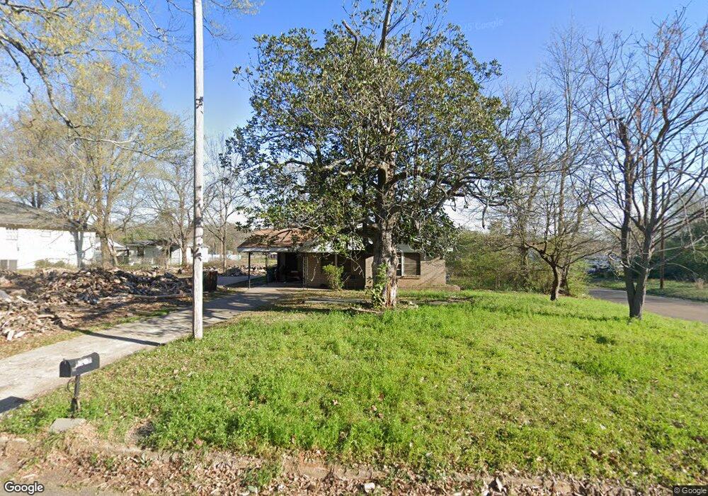 1304 W 6th St, Texarkana, TX 75501 - photo 1