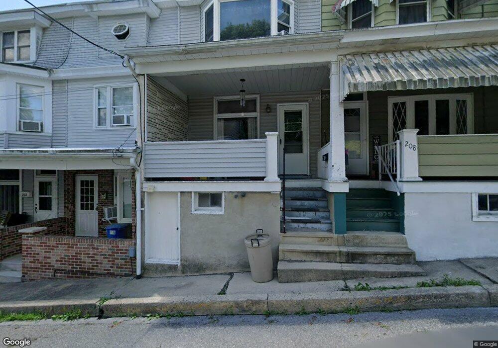206 Lombard St, Tamaqua, PA 18252 - photo 1