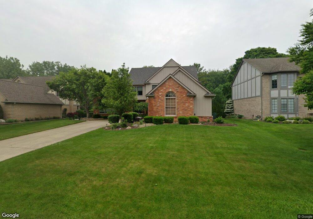 1434 Burhaven Dr, Rochester Hills, MI 48306 - photo 1