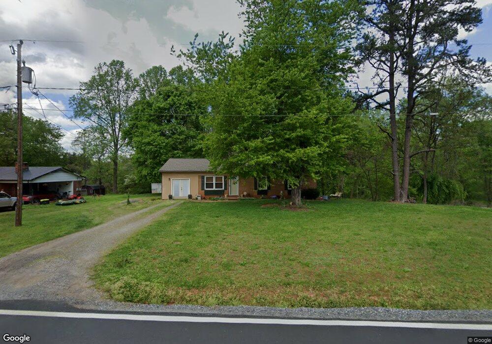 156 E Edison Dr, Statesville, NC 28625 - photo 1