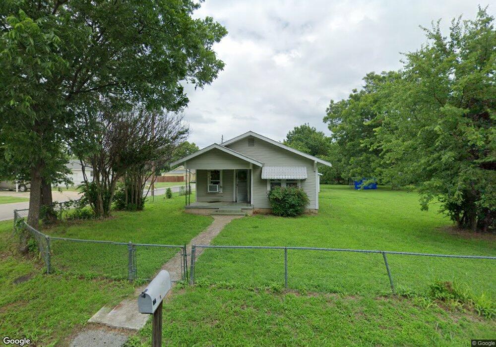 802 A St SE, Ardmore, OK 73401 - photo 1