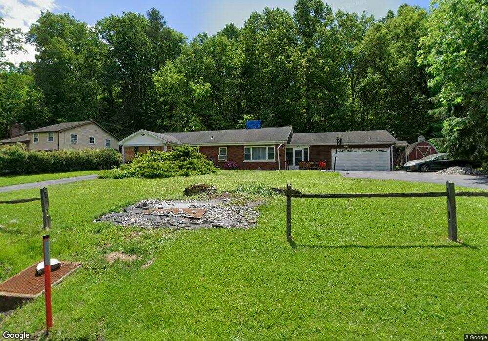 6816 Mountain Rd, Macungie, PA 18062 - photo 1