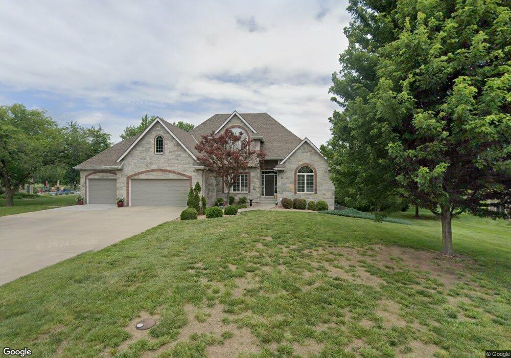 4137 SW Eagle Point Rd, Topeka, KS 66610 - photo 1