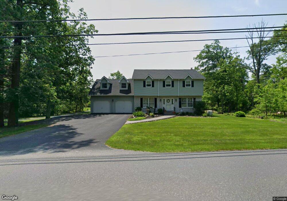 2712 Welshtown Rd, Slatington, PA 18080 - photo 1