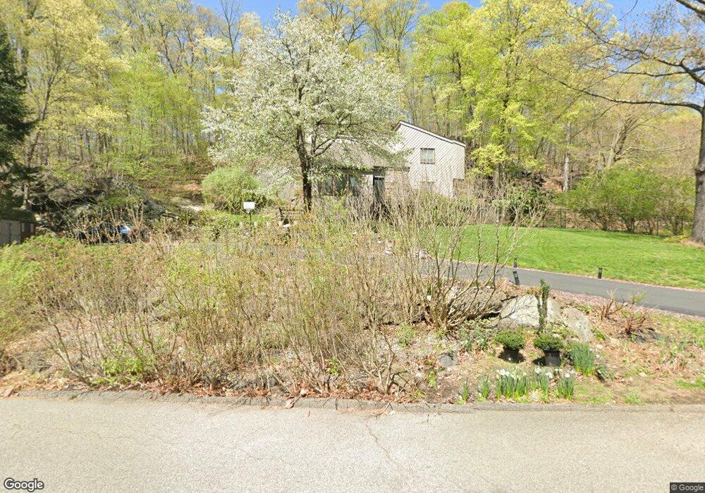 39 Chester Ct, Cortlandt Manor, NY 10567 - photo 1