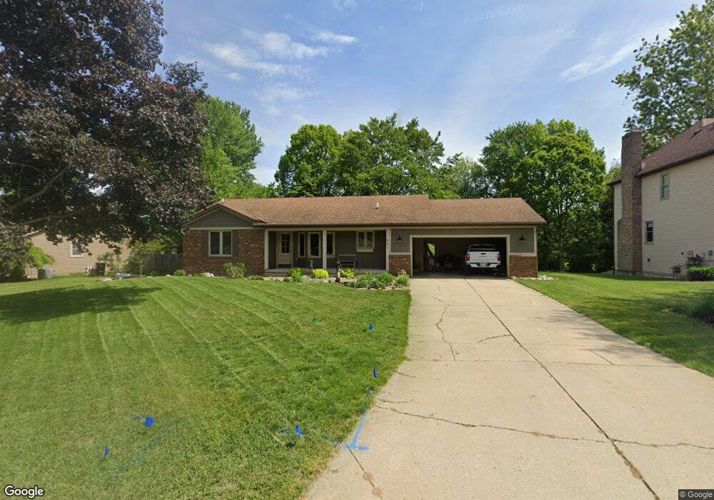 861 E Crownpointe Ct SW, Byron Center, MI 49315 - photo 1
