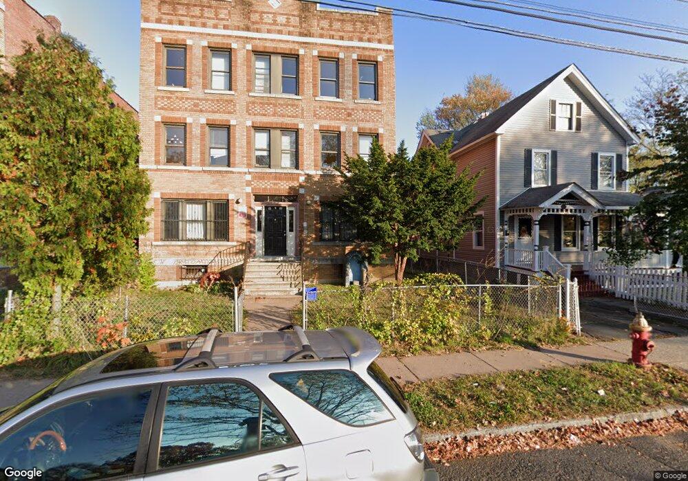 88 Clark St unit 2 BDR, Hartford, CT 06120 - photo 1