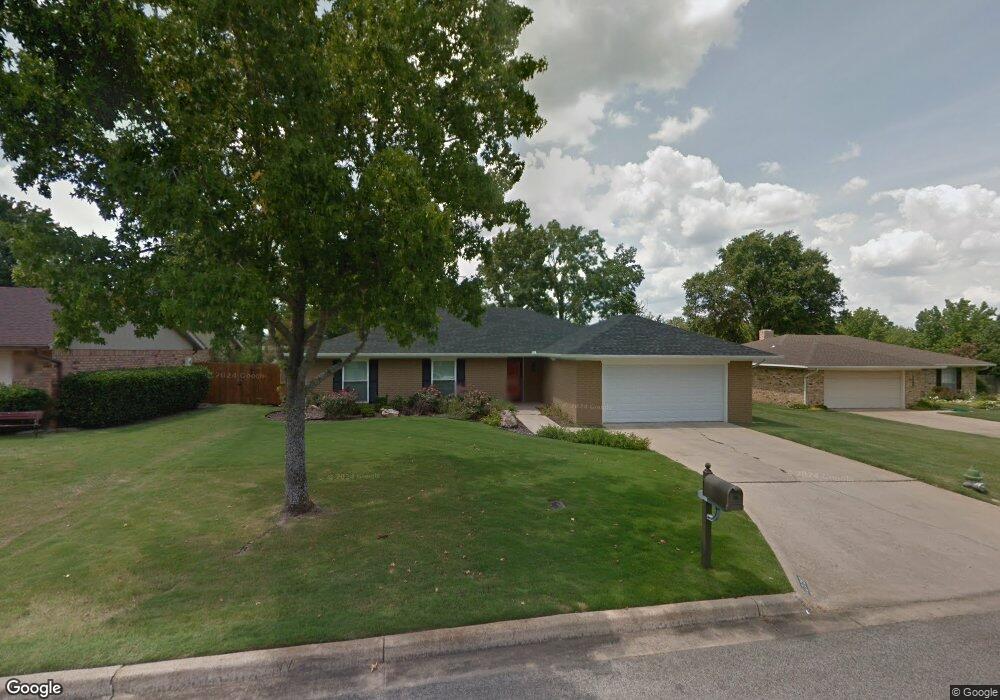 1209 Holly St, Ardmore, OK 73401 - photo 1