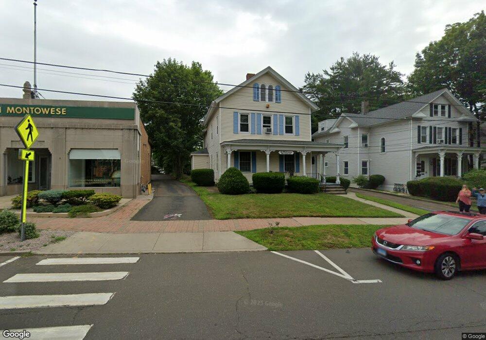 217 Montowese St unit 1A, Branford, CT 06405 - photo 1