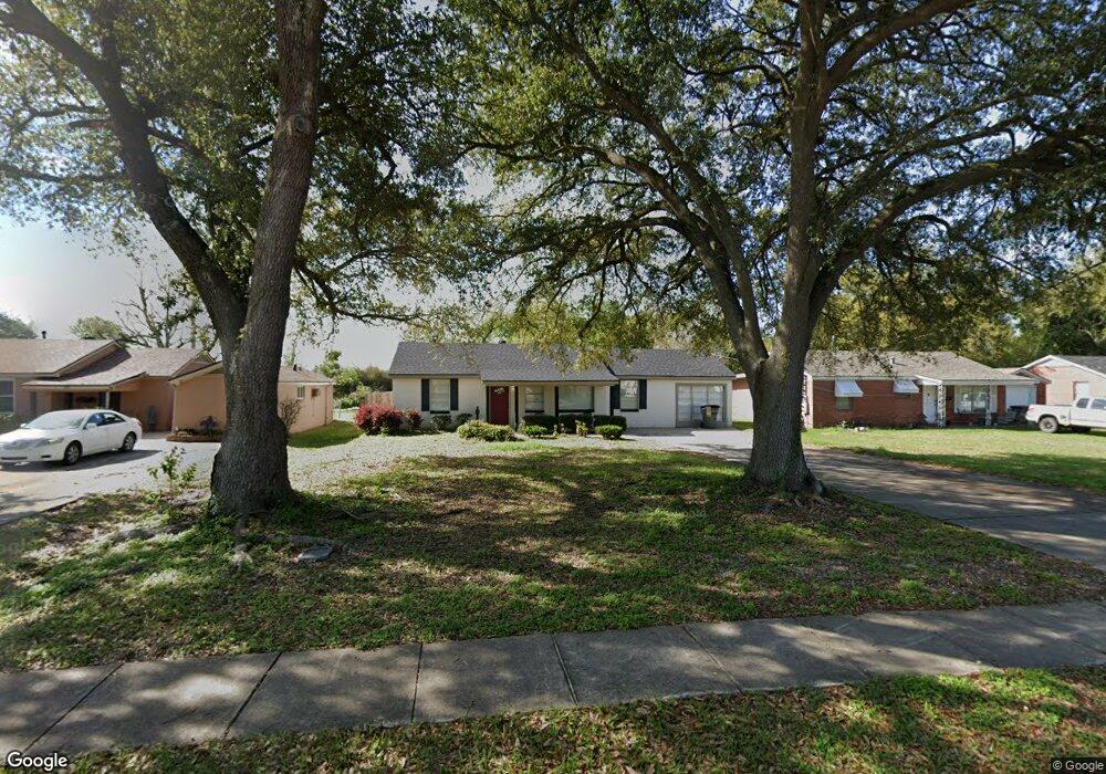 215 W Claude St, Lake Charles, LA 70605 - photo 1