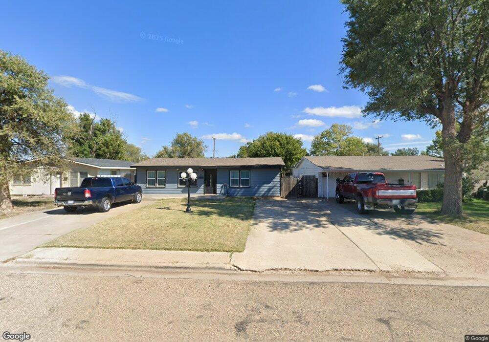 118 N Klein Ave, Dumas, TX 79029 - photo 1