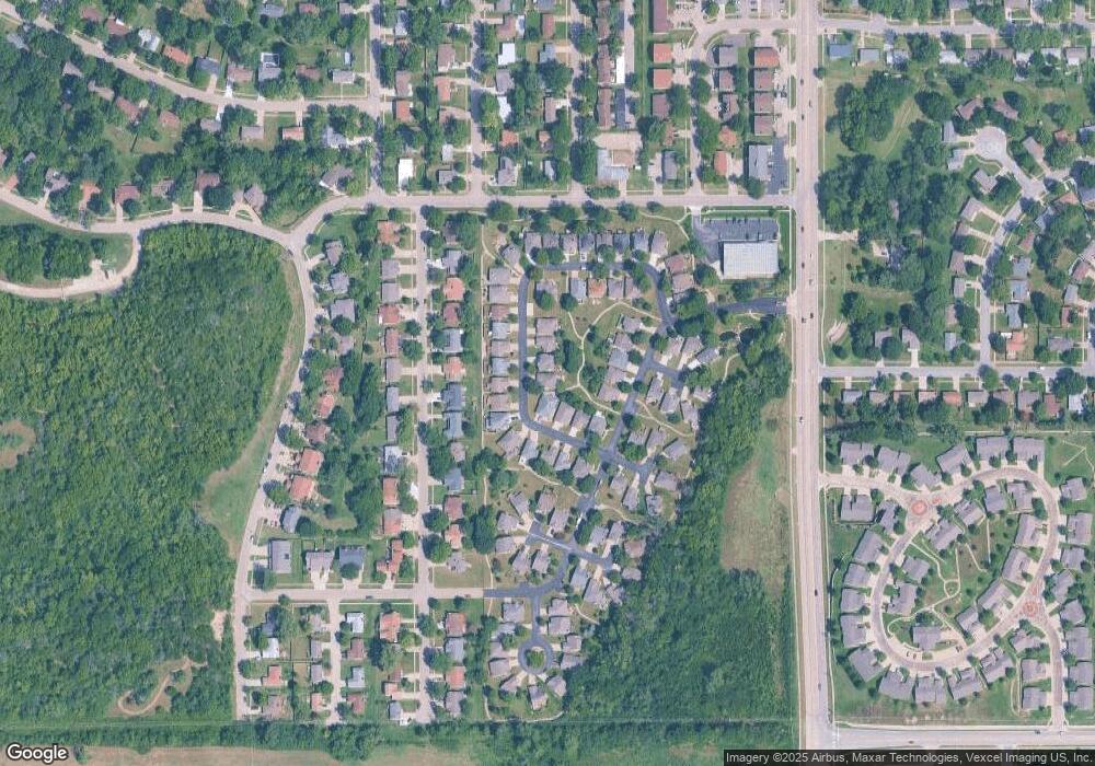 3570 SW Willow Brook Ln, Topeka, KS 66614 - photo 1