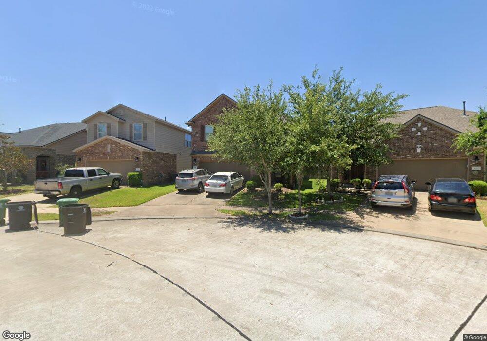 9006 Fuqua Breeze Dr, Houston, TX 77075 - photo 1
