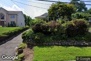 46 Bank St, Midland Park, NJ 07432