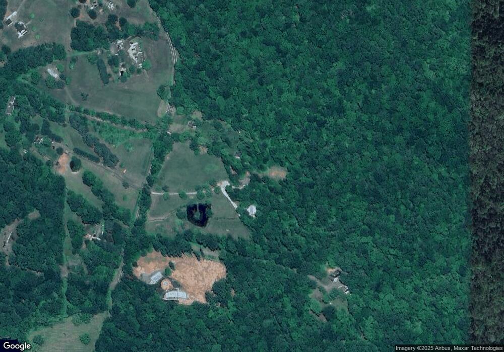 5515 Beverlys Mill Rd, Broad Run, VA 20137 - photo 1