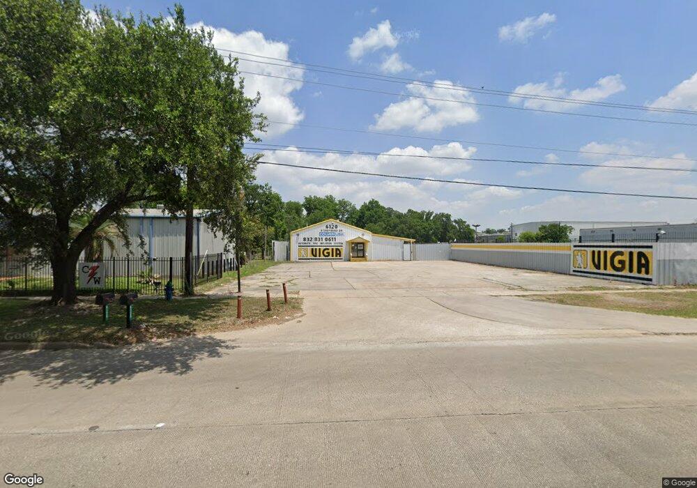 6120 N Shepherd Dr, Houston, TX 77091 - photo 1