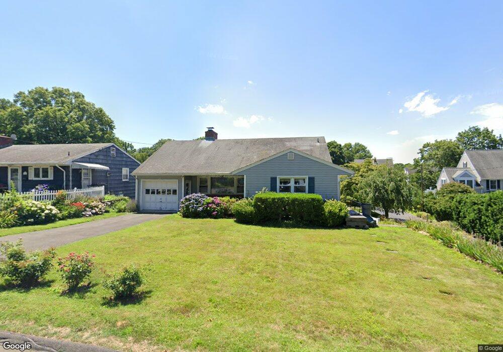 14 Robertson Ln, Cos Cob, CT 06807 - photo 1